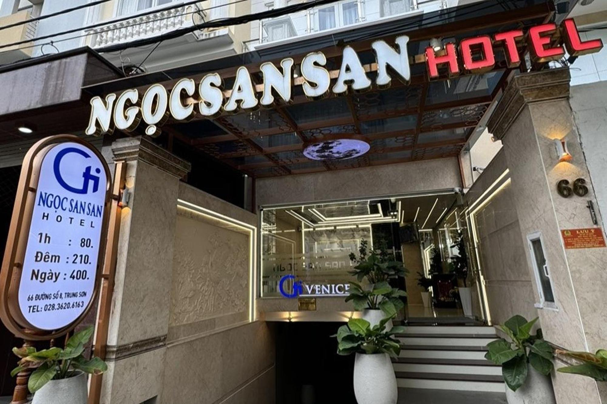 Hotel Ngoc San San 2*